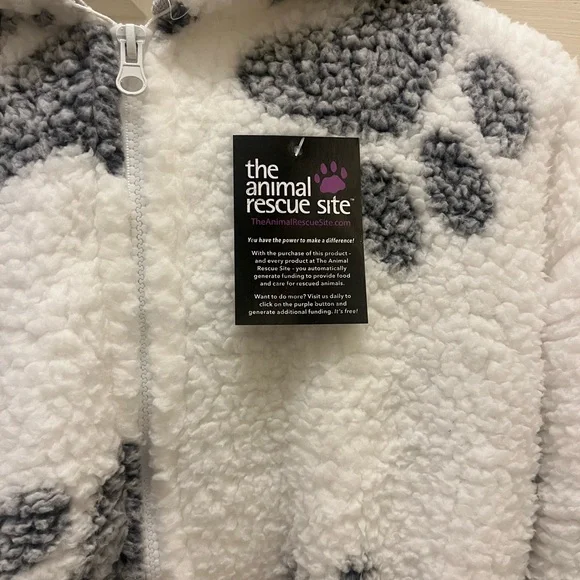 White and Gray Sherpa Paw Print Pattern - Picture 2 of 4